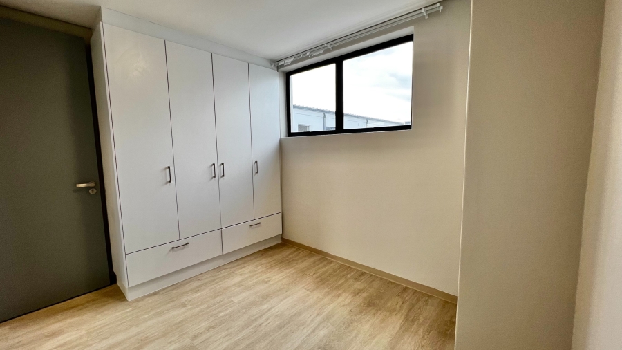 To Let 2 Bedroom Property for Rent in Somerset West Western Cape